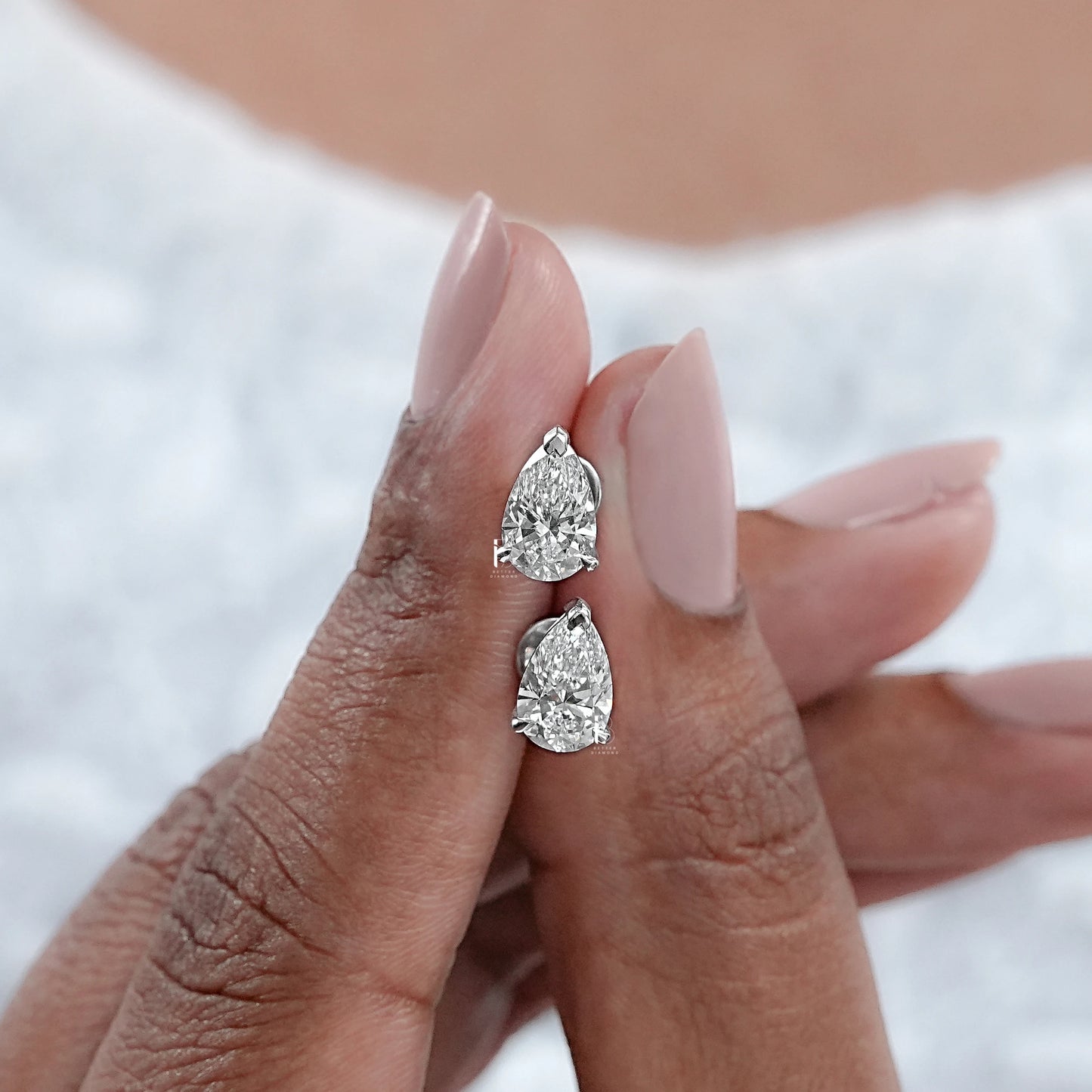 Pear Lab Diamond Stud Earrings